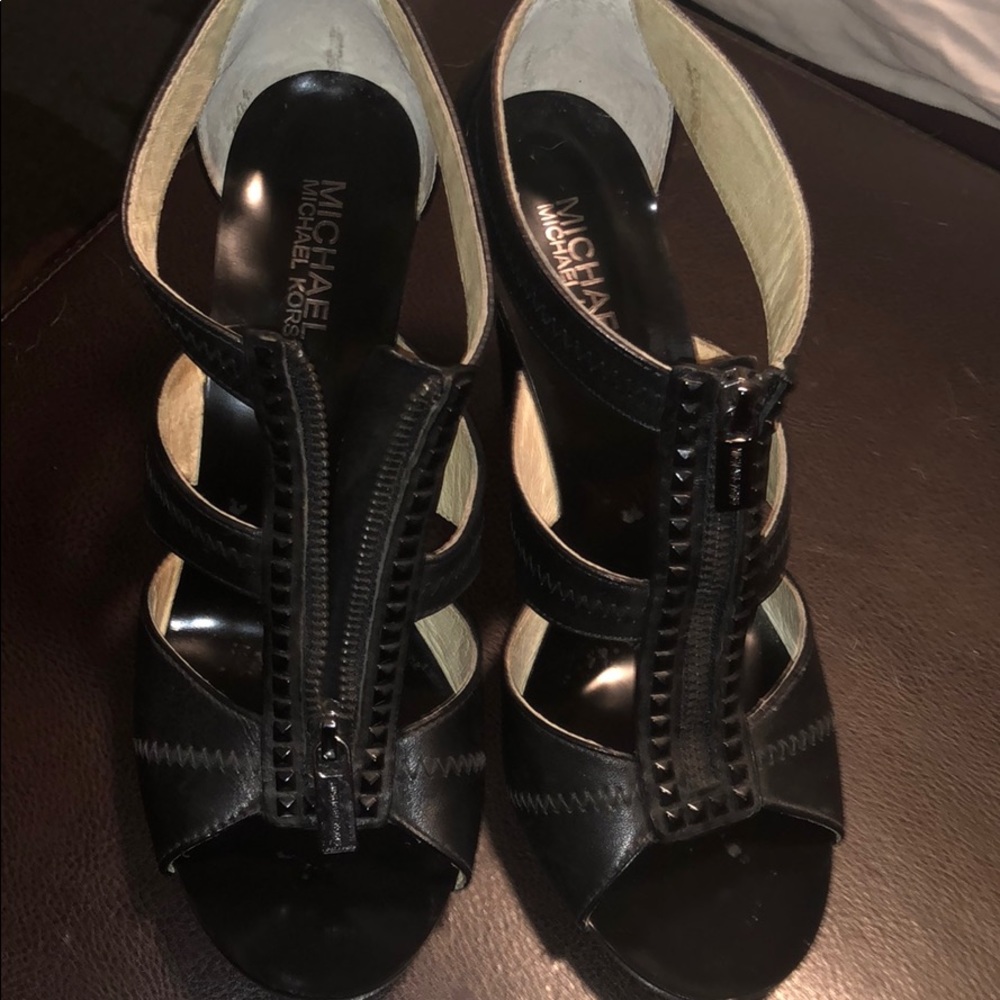 EUC Michael Kors Embellished Heels sz 9